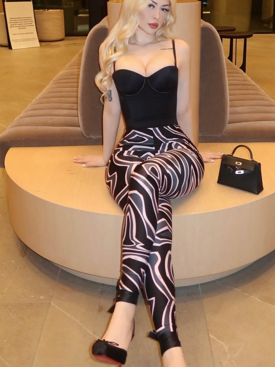 Emilio Pucci Pants - Emilio Pucci Black and Light Purple Swirl Print Leggings